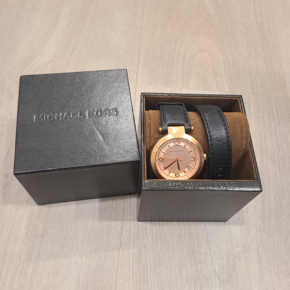 Michael Kors Black and Gold Women's Watch